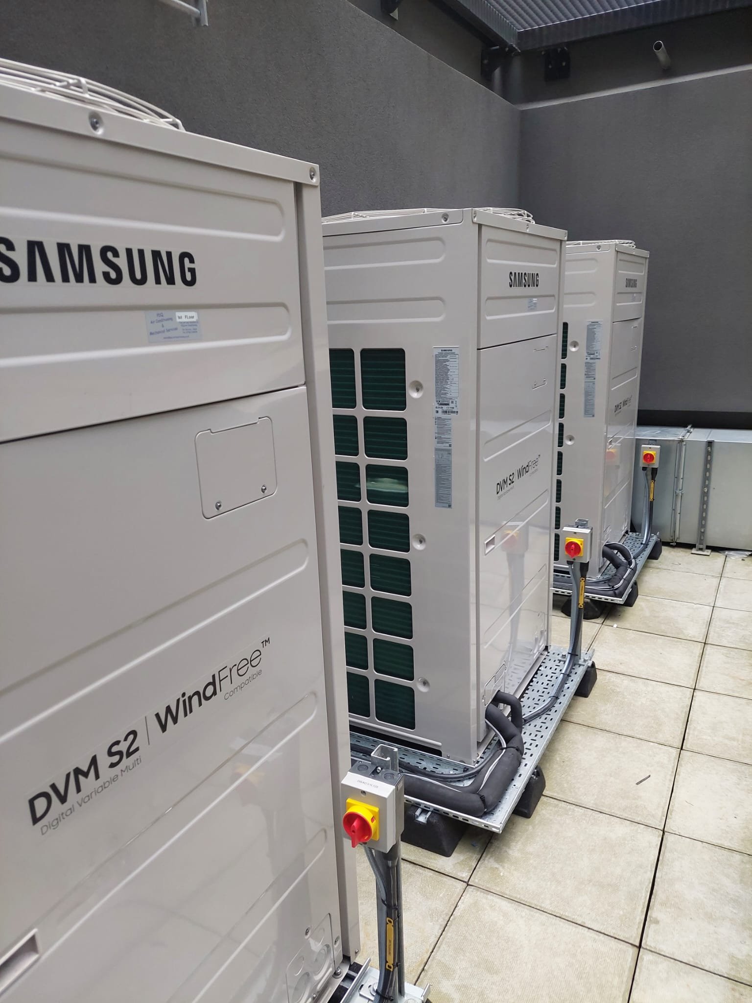 Large-scale commercial air conditioning installation by PDQ Air Conditioning